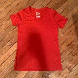 Red Nike T-Shirt Sz Medium